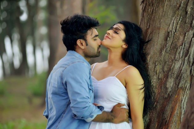 Anthaku Minchi Movie Latest Stills