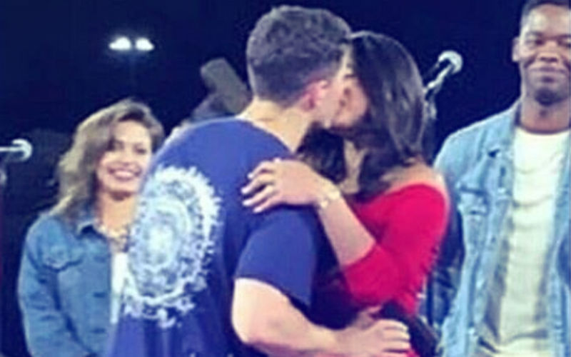 Priyanka Chopra, Nick Jonas Viral Kiss | klapboardpost