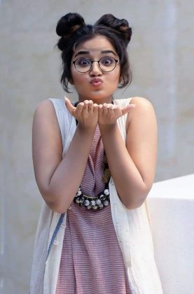 Anupama Parameswaran Cute Stills 2