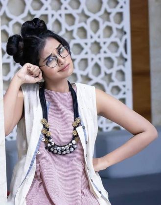 Anupama Parameswaran Cute Stills 5