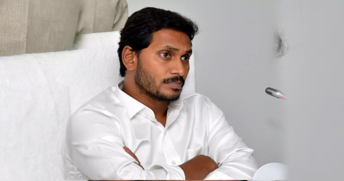 Even if he is going to lose.. Jagan Reddys blind courage is the same