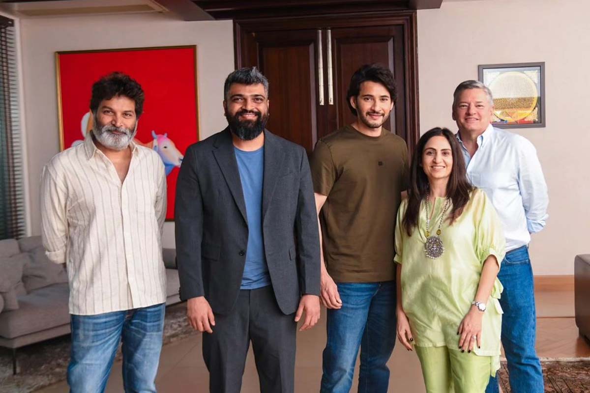 Netflix CEO and his team meet Mahesh Babu