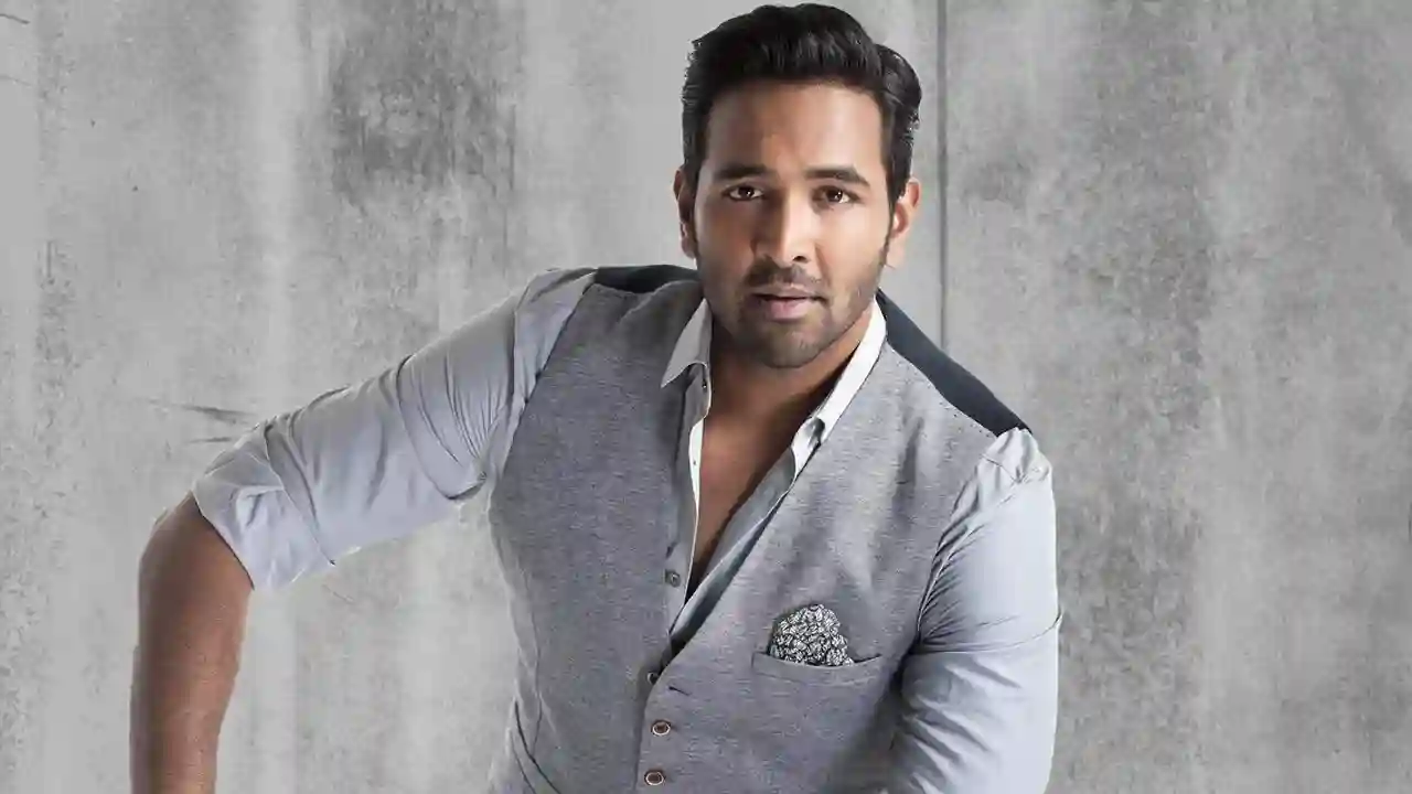 Vishnu Manchu donates ₹10 Lakhs to support underprivileged artists on daughter's birthday