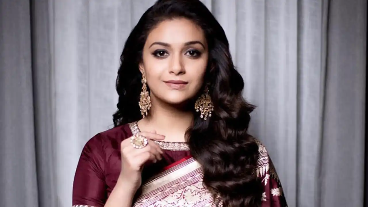 Keerthy Suresh criticized for praising Vijay over Chiranjeevi