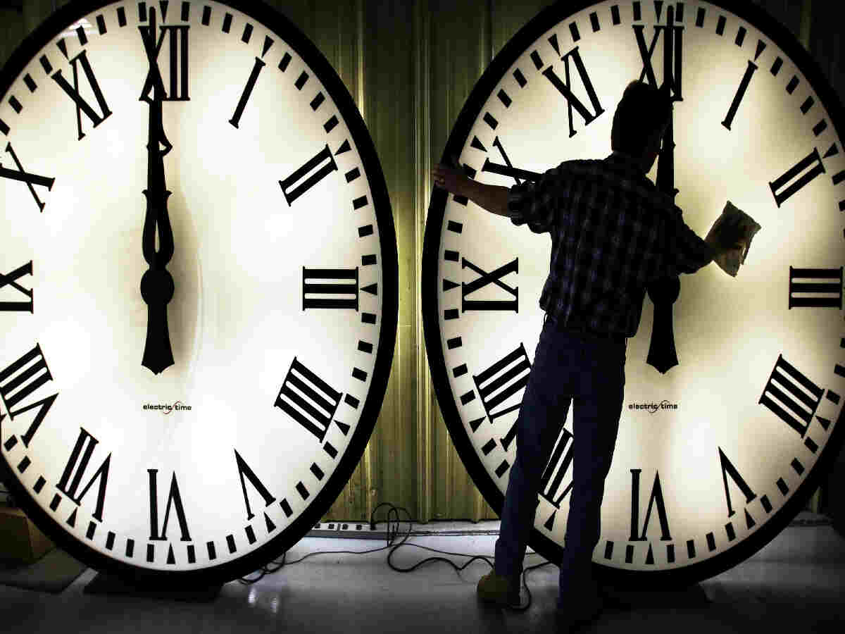 Daylight saving time ends on November 3, 2024: Here's what you need to know