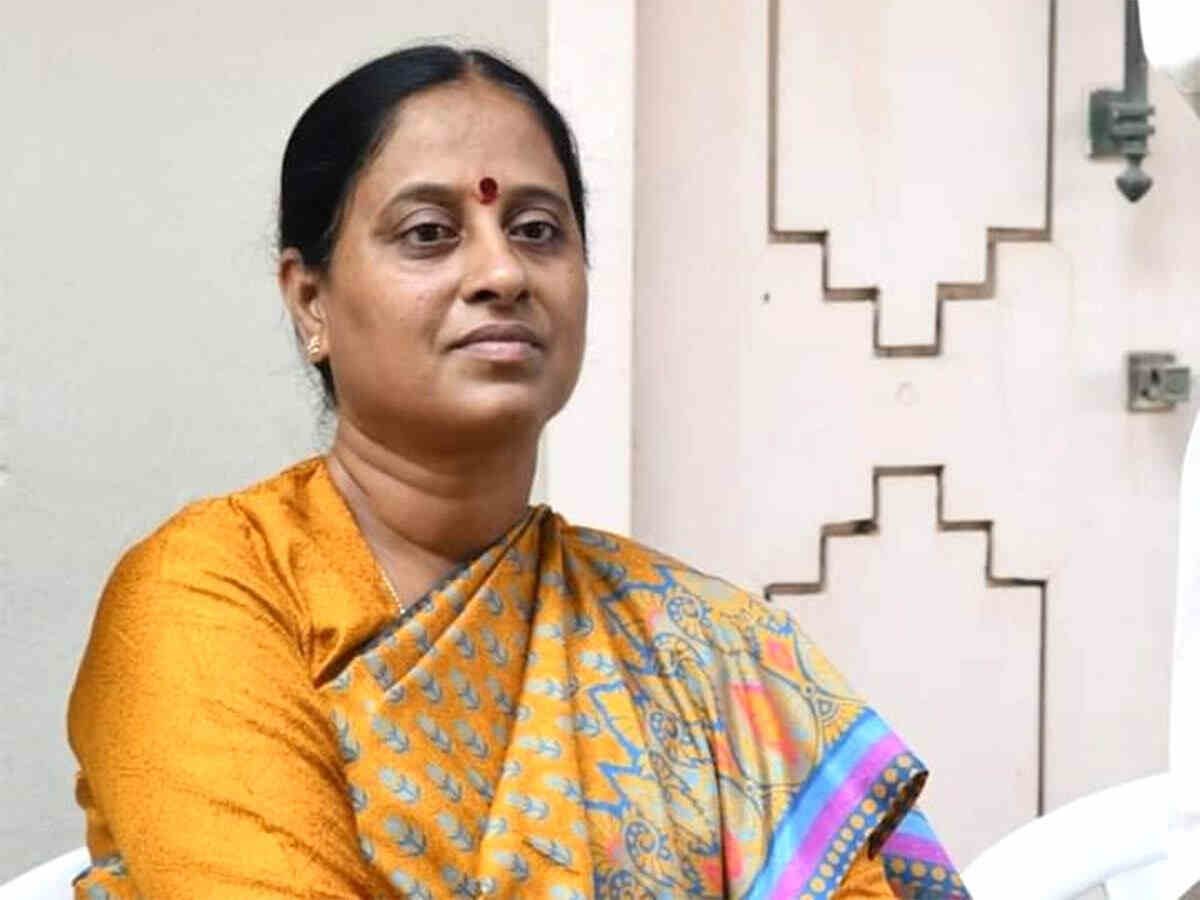 Konda Surekha's actions spark new controversy in Telangana